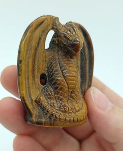 Dragón de Ojo de Tigre