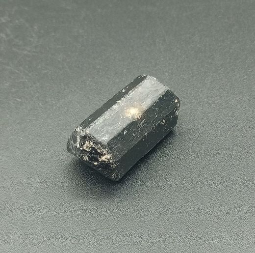 Dravita - Pertenece al grupo de la Turmalina