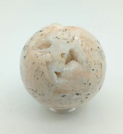 Esfera de Calcita con drusa de cristales