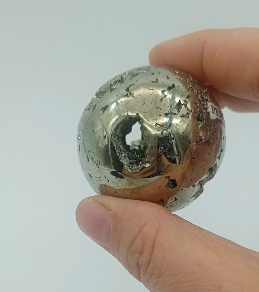 Esfera de Pirita con geoda