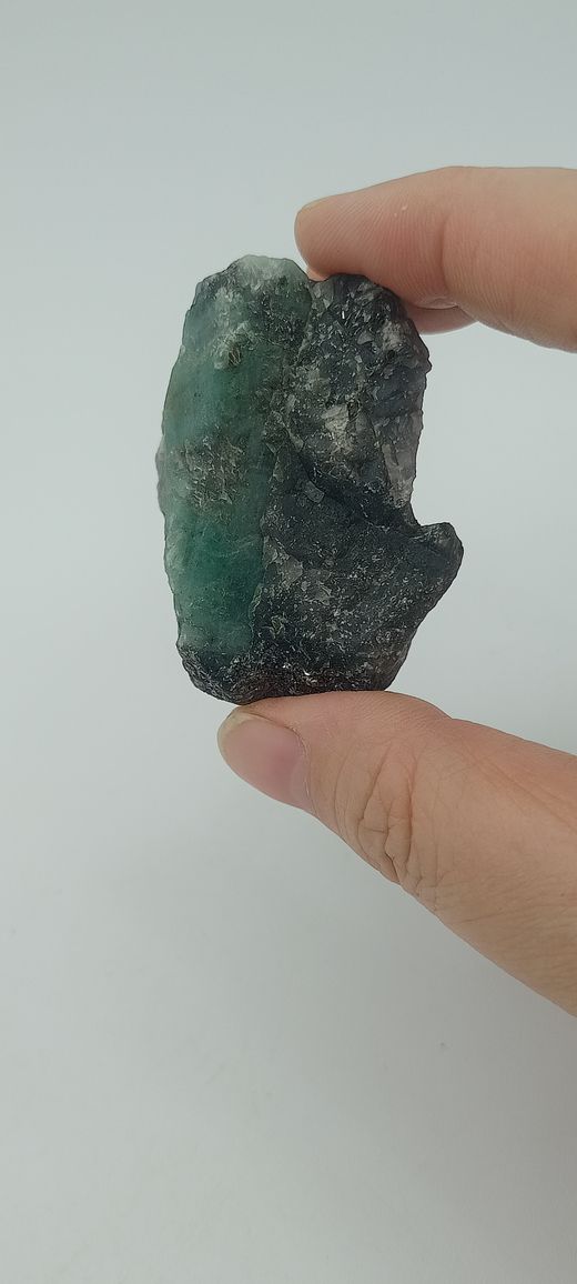 Fragmento de Esmeralda en matriz