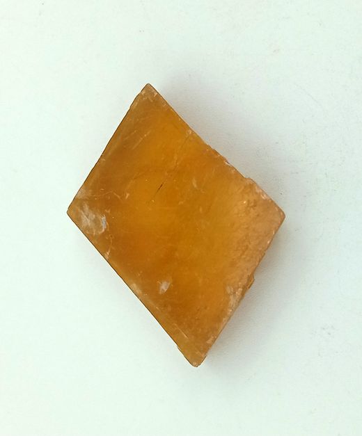 Espato de Islandia color caramelo