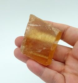Espato de Islandia color caramelo