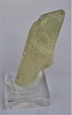 Espodumena verde (Hiddenita)