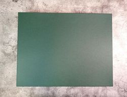 Estuche verde alto de cartón de 16 compartimentos