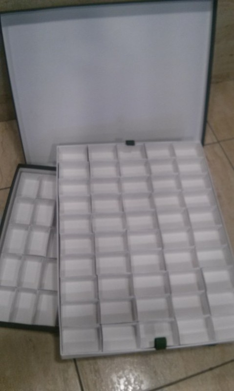 Caja plegable troquelada de 60x97 mm. — litosphera