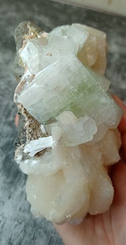 Fluorapofilita y Estilbita