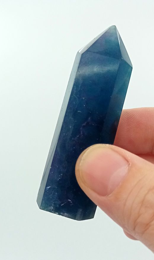 Fluorita azul punta pulida