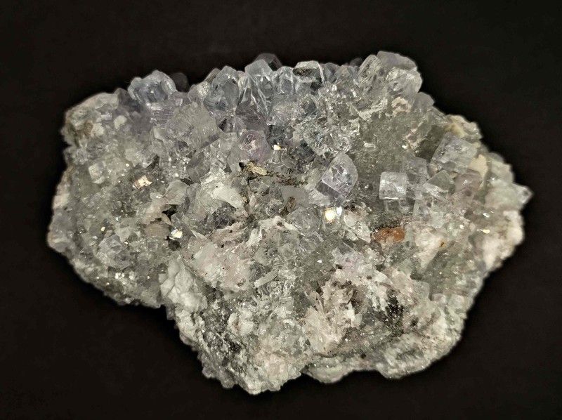 Fluorita color azul claro