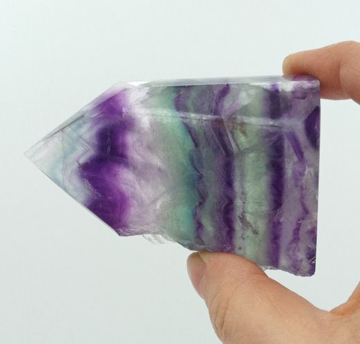 Fluorita punta semi pulida
