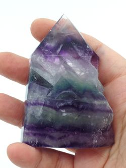 Fluorita punta semi pulida