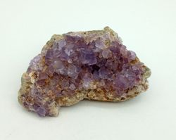 Fluorita violeta en matriz
