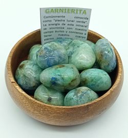 Garnierita con Azurita (Green Moonstone)
