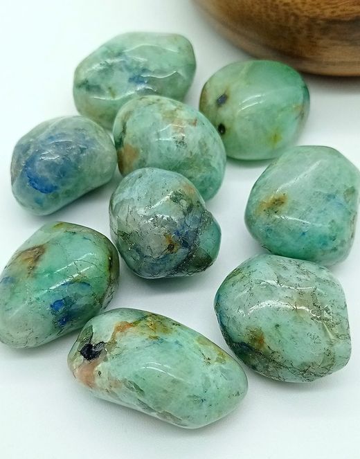 Garnierita con Azurita (Green Moonstone)