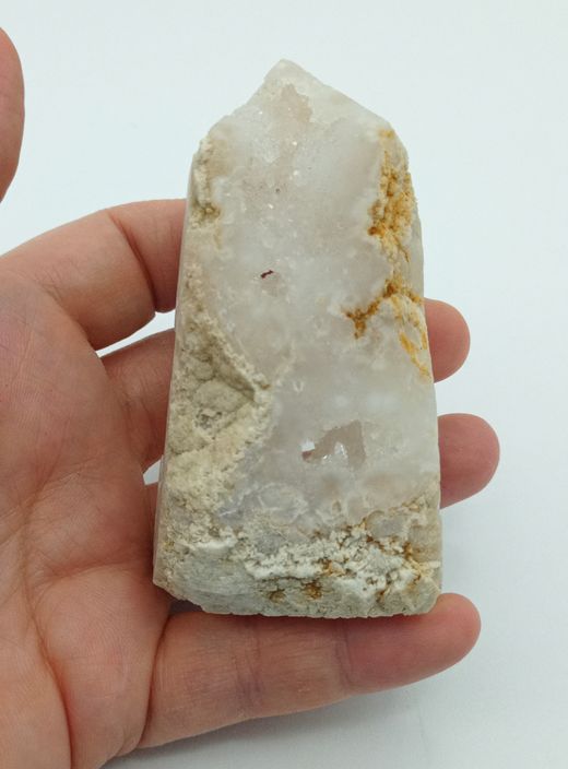 Geoda de cuarzo en punta