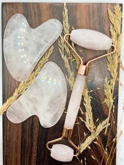 Gua Sha de Cuarzo rosa