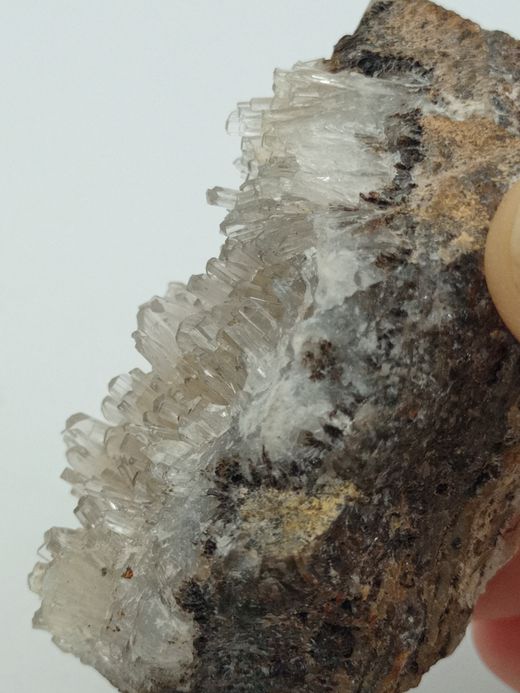 Hemimorfita cristales