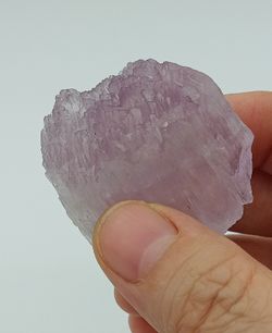 Kunzita