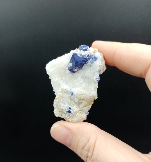 Lazurita en Mármol