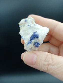 Lazurita en Mármol