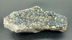 Magnetita con cristales