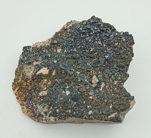 Magnetita cristales en matriz