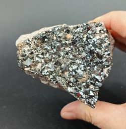 Magnetita grupo de cristales octaédricos