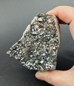 Magnetita grupo de cristales octaédricos