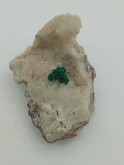 Malaquita sobre Calcita
