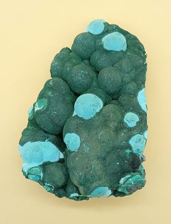 Crisocola recubierta de Malaquita