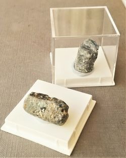 Minerales en urna de 40x40 mm..