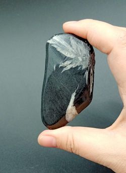 Piedra Crisantemo - R2