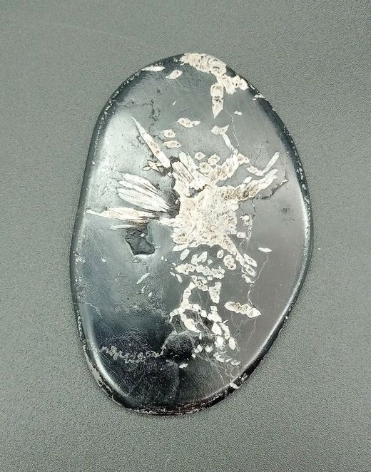 Piedra Crisantemo