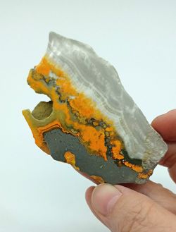 Piedra Eclipse (Jaspe abejorro). Placa