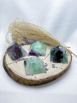 Pirámide de Fluorita