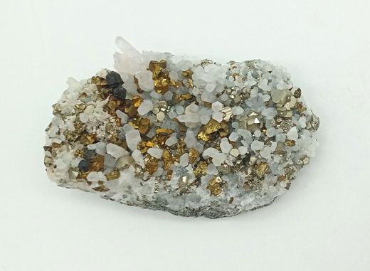 Calcopirita, Pirita y Cuarzo