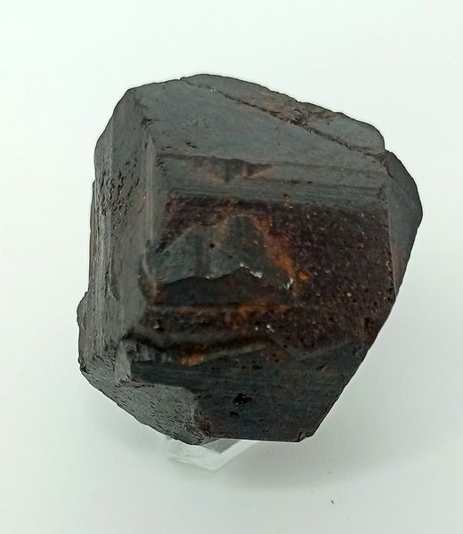 Pirita con Goethita conjunto de maclas Cruz de Hierro