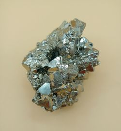 Pieza de Pirita "Cristales octaédricos"