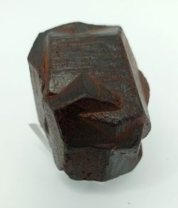 Pirita de cristales maclados en "Cruz de Hierro"