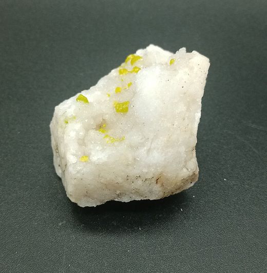 Piromorfita sobre cuarzo