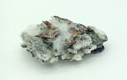 Plata nativa sobre matriz