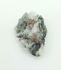 Plata nativa sobre matriz