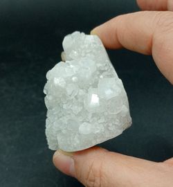 Powellita con Fluorapofilita