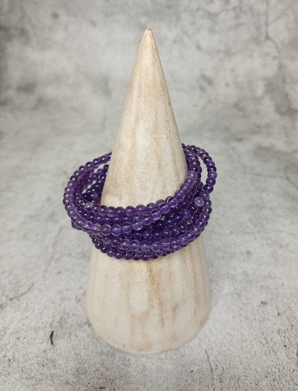 Pulsera Amatista. Tamaño de bola: 4 mm