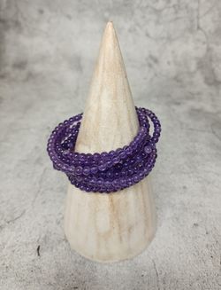 Pulsera Amatista. Tamaño de bola: 4 mm