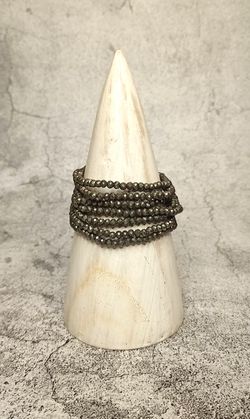 Pulsera de Pirita facetada de 4 mm.