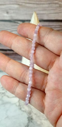 Pulsera de Kunzita facetada 3 mm