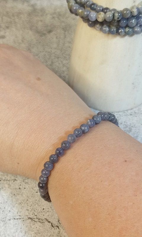 Pulsera de Tanzanita bola de 4 mm