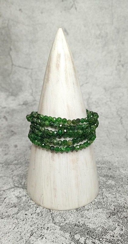 Pulsera Diopsido facetada 4 mm