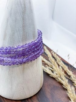 Pulsera facetada de 4mm de Amatista